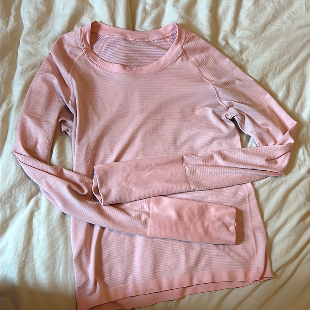 Lululemon Pink swiftly tech